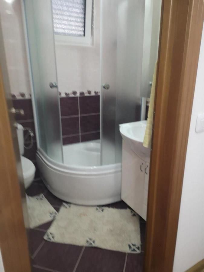 Проживание в семье Villa Senco Добра-Вода-34