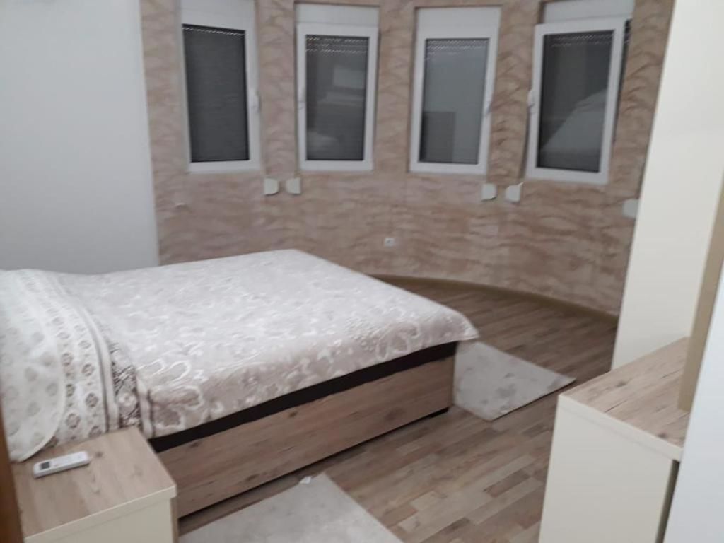 Проживание в семье Villa Senco Добра-Вода-44