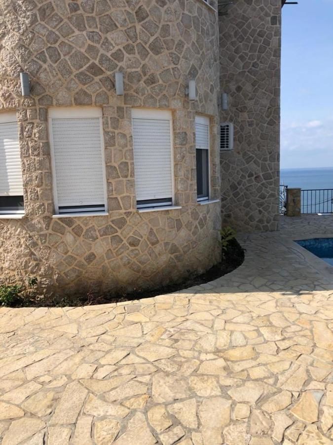 Проживание в семье Villa Senco Добра-Вода-47