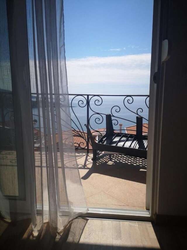 Проживание в семье Villa Senco Добра-Вода-29